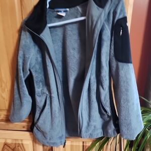 Columbia Women's Gray and Black Fleece Jacket